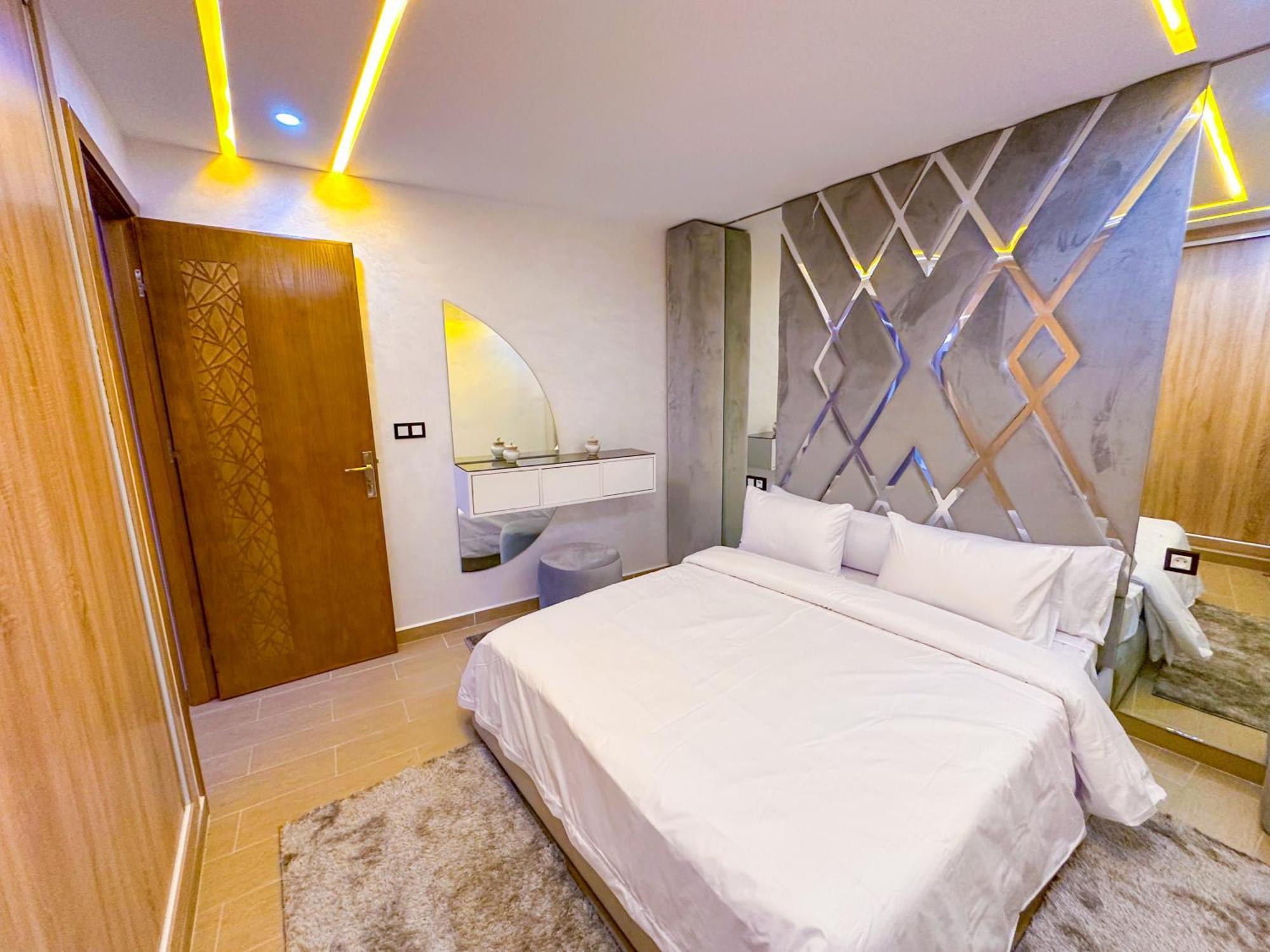 Veluxa - Luxury Holiday Homes - Centric Flat タンジェ エクステリア 写真