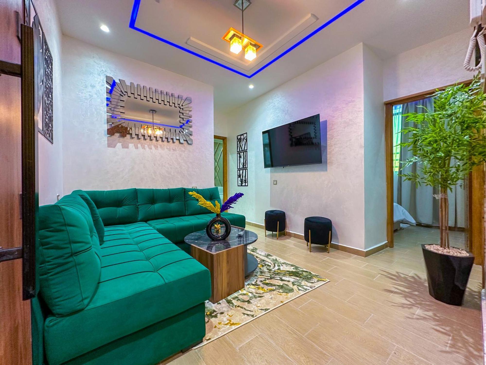 Veluxa - Luxury Holiday Homes - Centric Flat タンジェ エクステリア 写真
