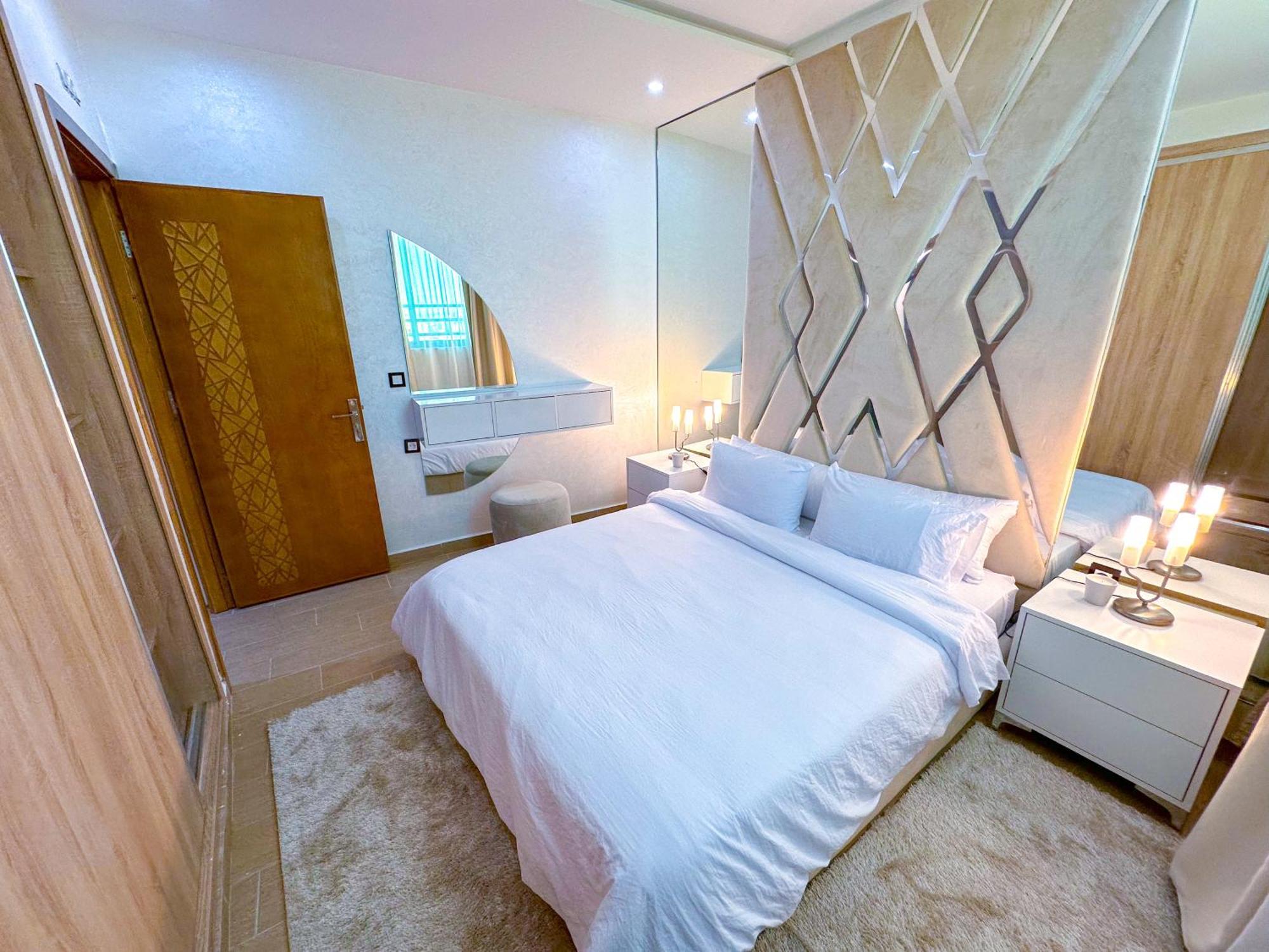 Veluxa - Luxury Holiday Homes - Centric Flat タンジェ エクステリア 写真