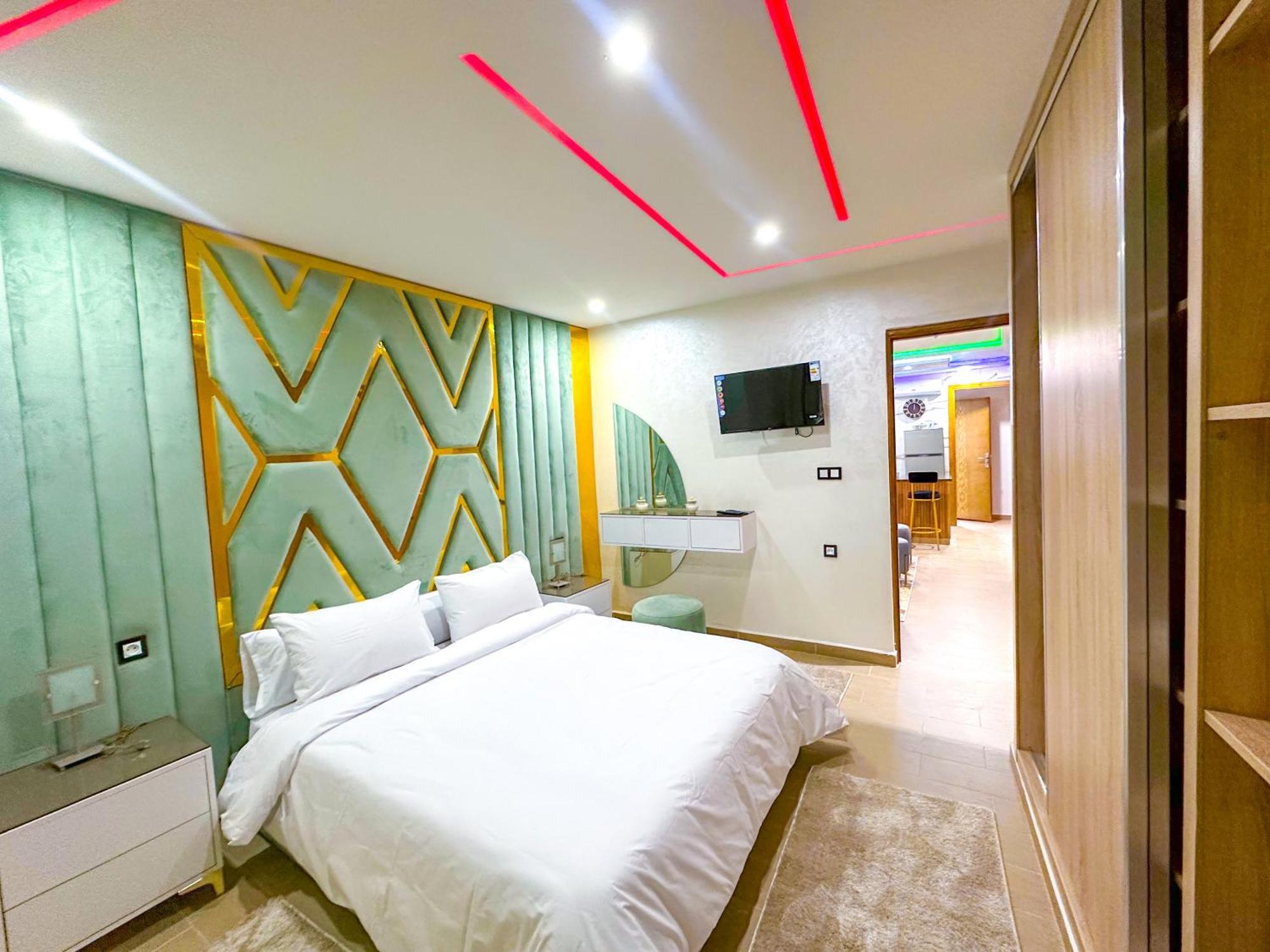 Veluxa - Luxury Holiday Homes - Centric Flat タンジェ エクステリア 写真