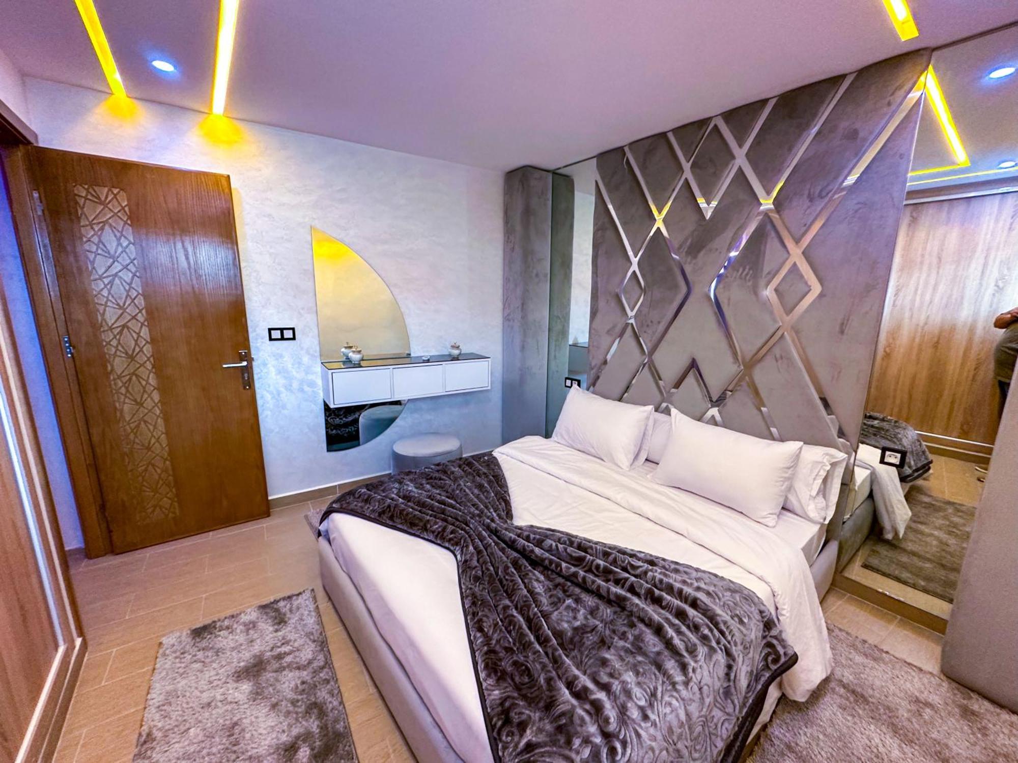 Veluxa - Luxury Holiday Homes - Centric Flat タンジェ エクステリア 写真